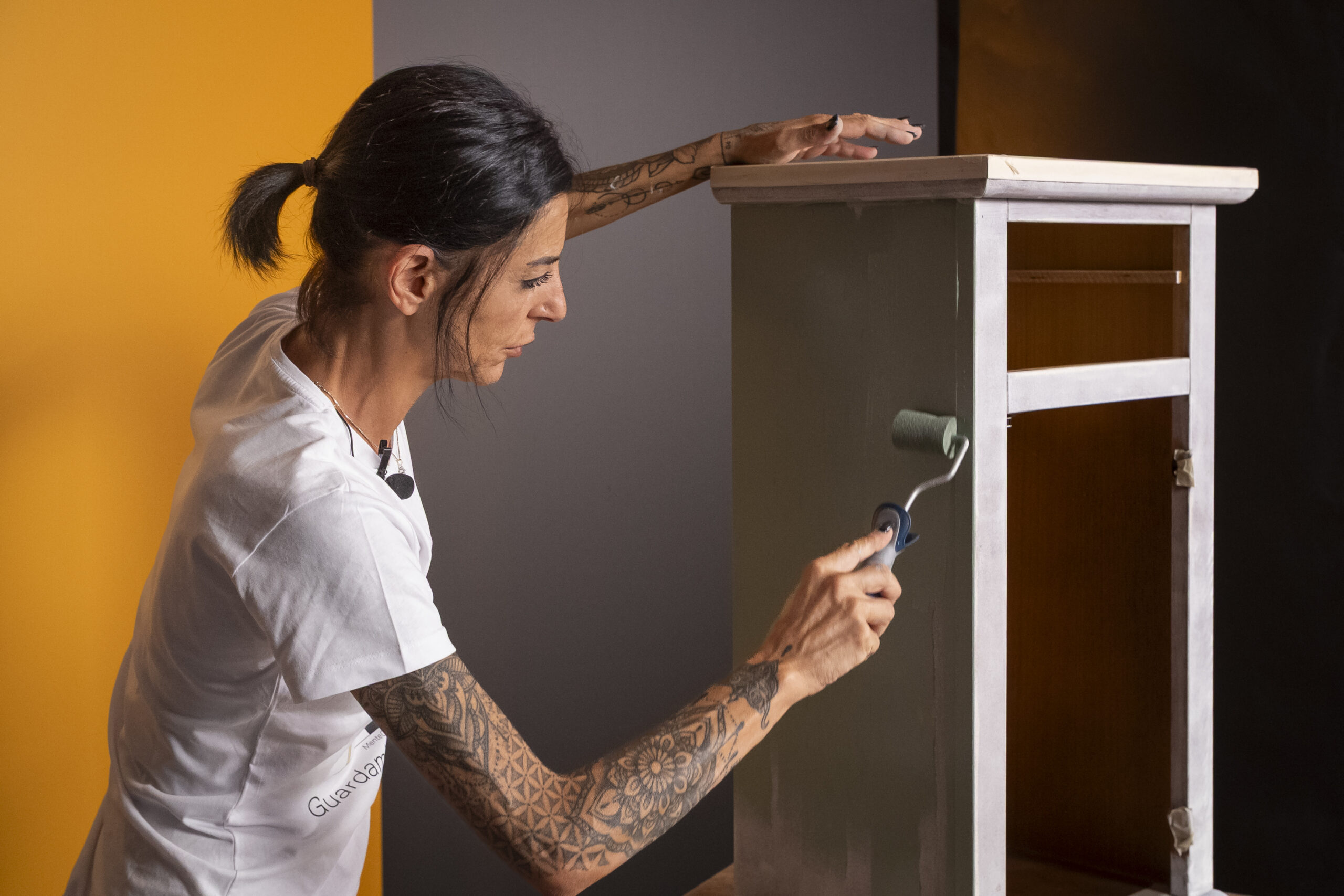 Corso di restauro comodino con Nora